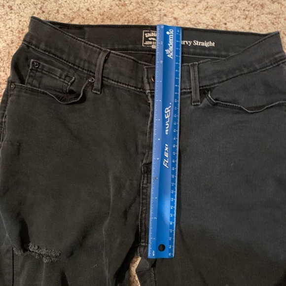 Levi Curvy Straight Ripped Jeans - Picture 6 of 7